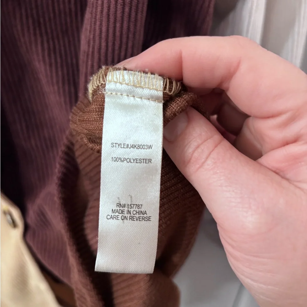 Jolie & Joy Women's Colorblock Button Down Shirt - Brown, Cream, White - Picture 3 of 7